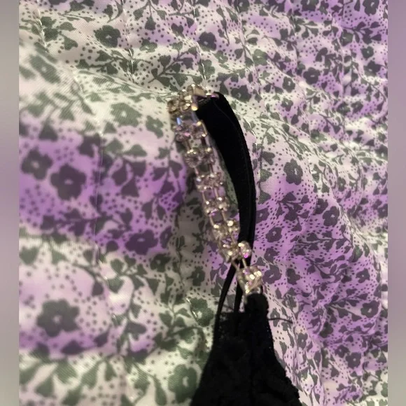 Black lacy bodysuit - Picture 6 of 8